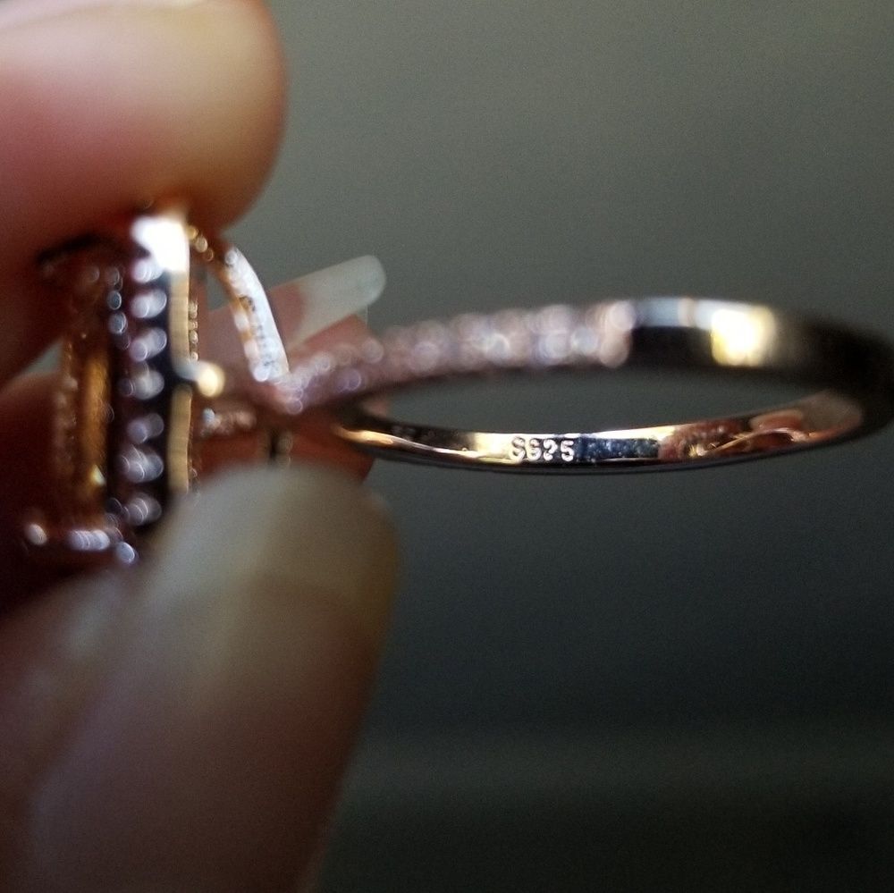 🍒NEW🍒 GORGEOUS SIMULATED CITRINE RING - Picture 9 of 13